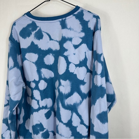 Nike Men’s Sport Essentials+ Crew Shirt Top - Picture 7 of 11